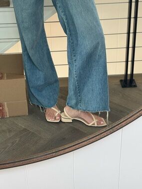 Women’s Cream Strappy Square-Toe Sandals